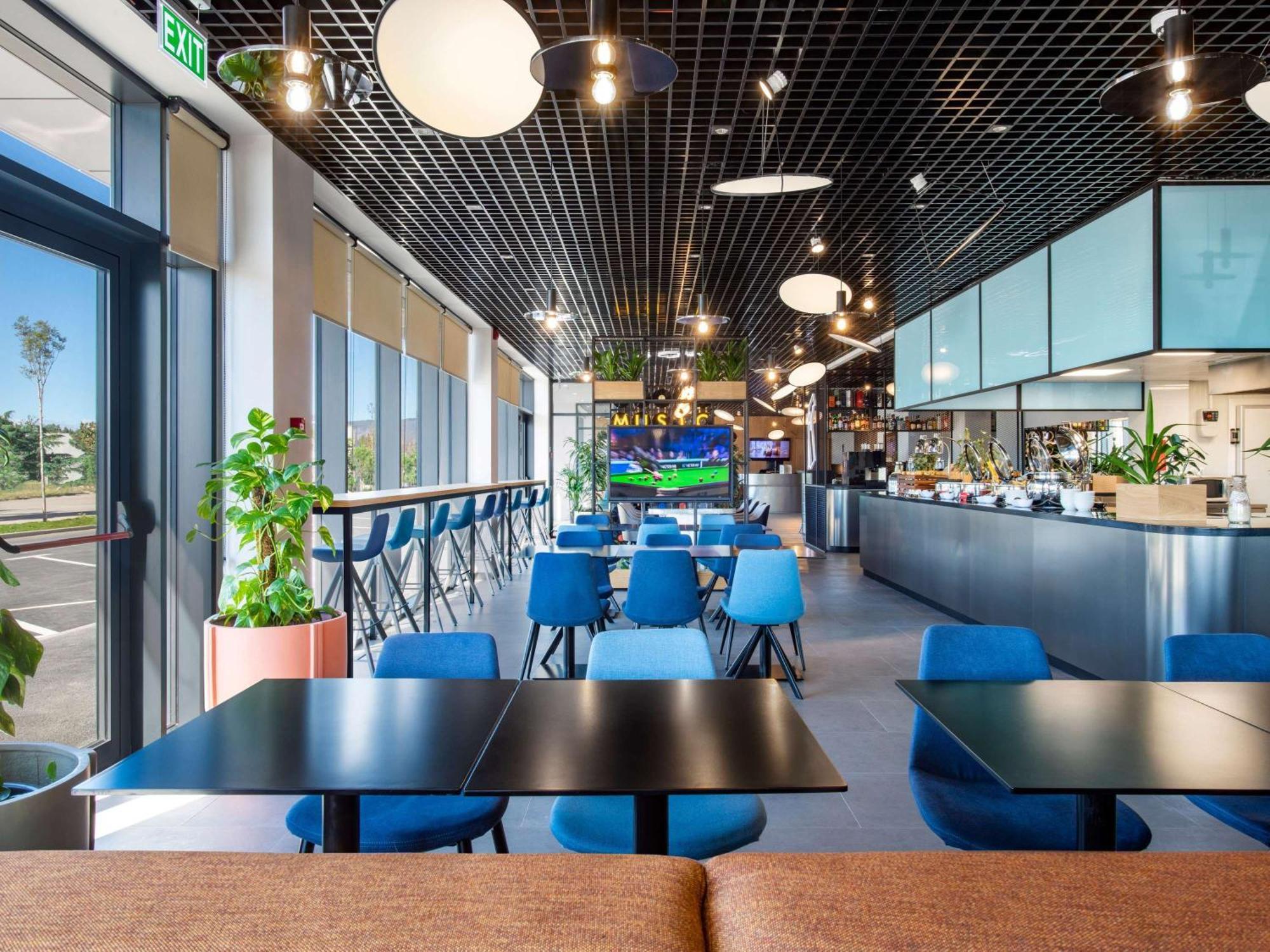 Ibis Tbilisi Airport Ξενοδοχείο Εξωτερικό φωτογραφία